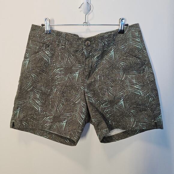 Lee midrise fit Women's Palm Tree Green Tropical Jungle Shorts 6" inseam size 10 - Picture 2 of 9